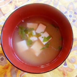 めかぶ・豆腐の味噌汁